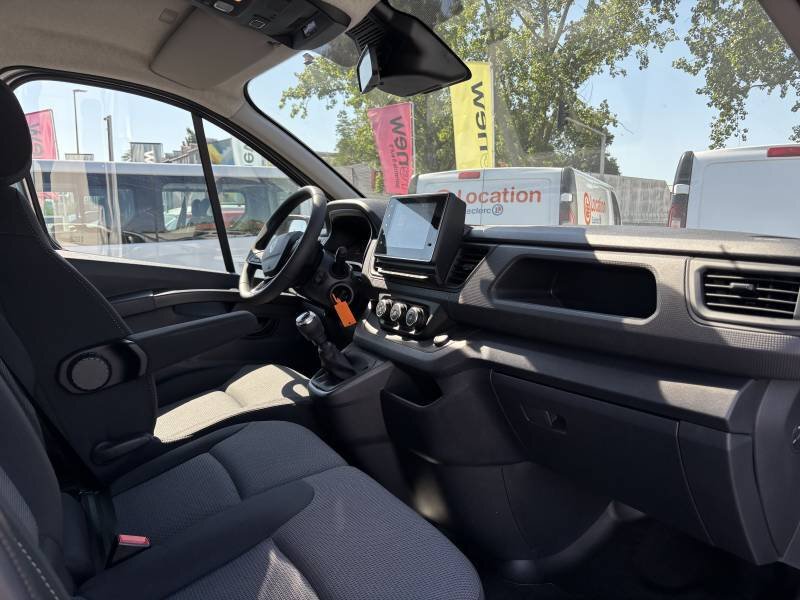 Renault Trafic Combi