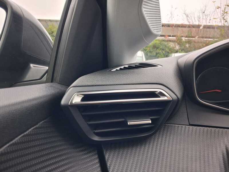 Fahrzeugabbildung 208 PureTech 75 1.2 *in Germersheim* Bild 11 von 22