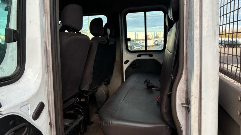 Renault Master Chassis Double Cabine