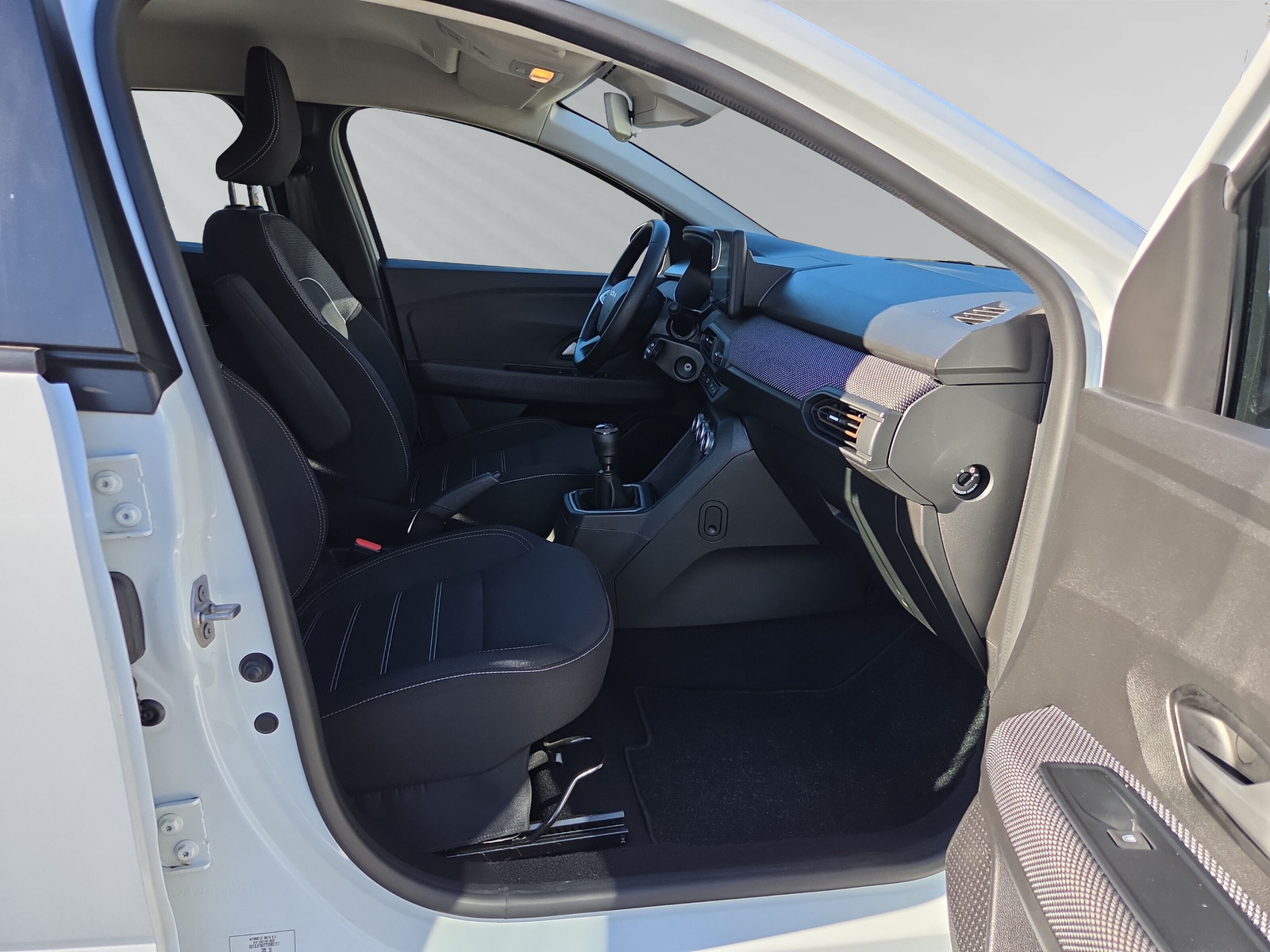 Dacia Sandero – Bild 10