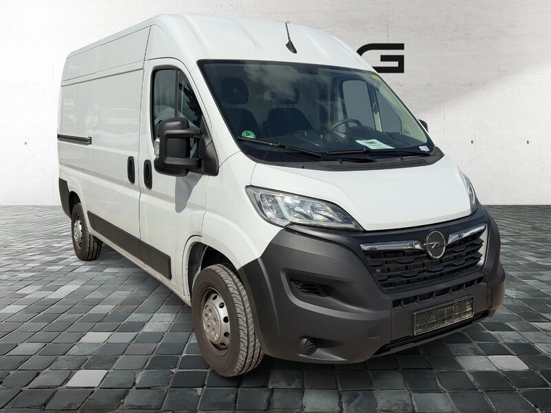 Opel Movano
