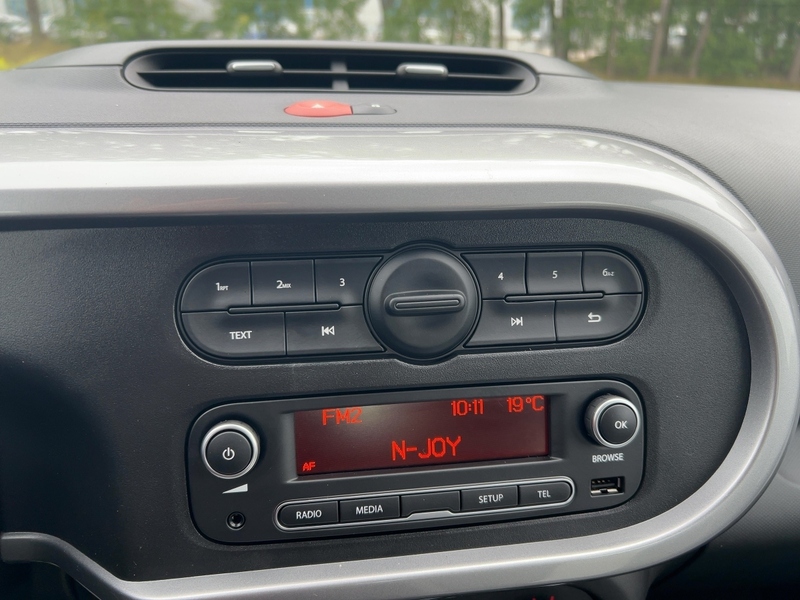 Fahrzeugabbildung Twingo 1.0 SCe 65 Zen Bild 13 von 15