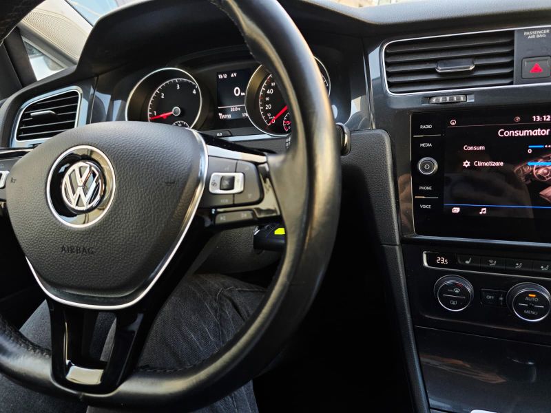 VOLKSWAGEN Golf 2019 — imagine 63