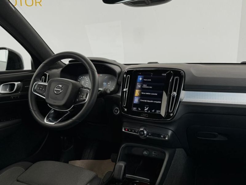 VOLVO XC40 2023 — imagine 37