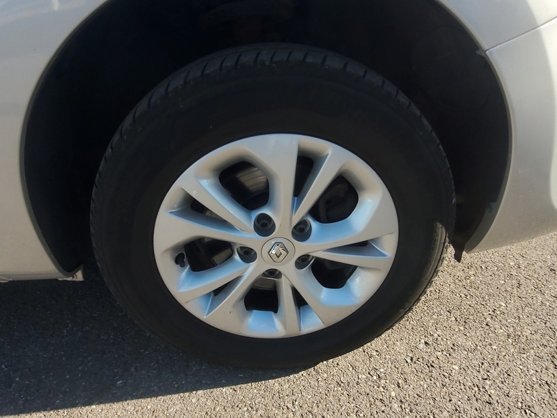 Fahrzeugabbildung Kangoo Intens ENERGY dCi 110 Bild 6 von 12