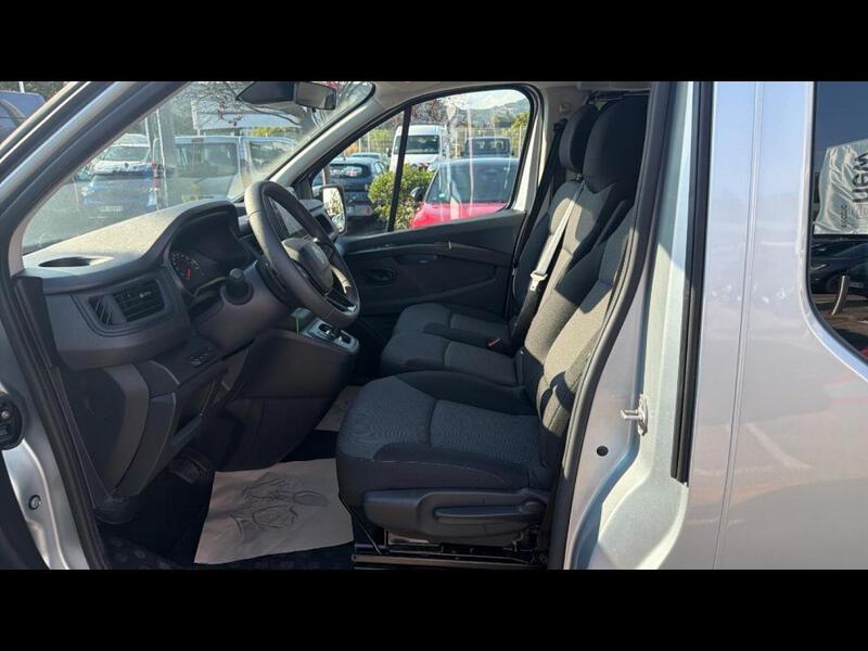 Renault Trafic Combi