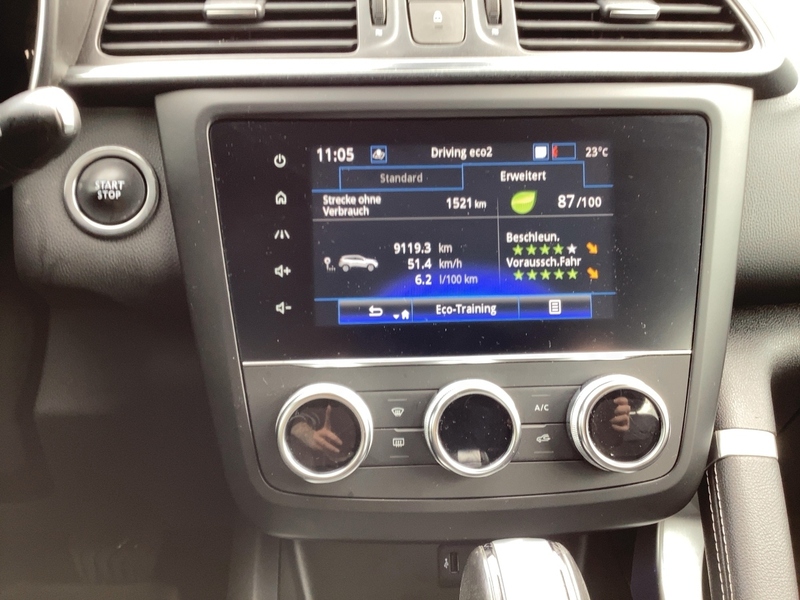 Fahrzeugabbildung Kadjar  1.3 TCe 140 Bose Edition Automatik Bild 10 von 15