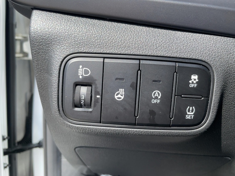 Fahrzeugabbildung i20 1.0 Mild-Hybr. Edt. 30 +CARPLAY+BOSE+WINTER-P.+ Bild 14 von 15