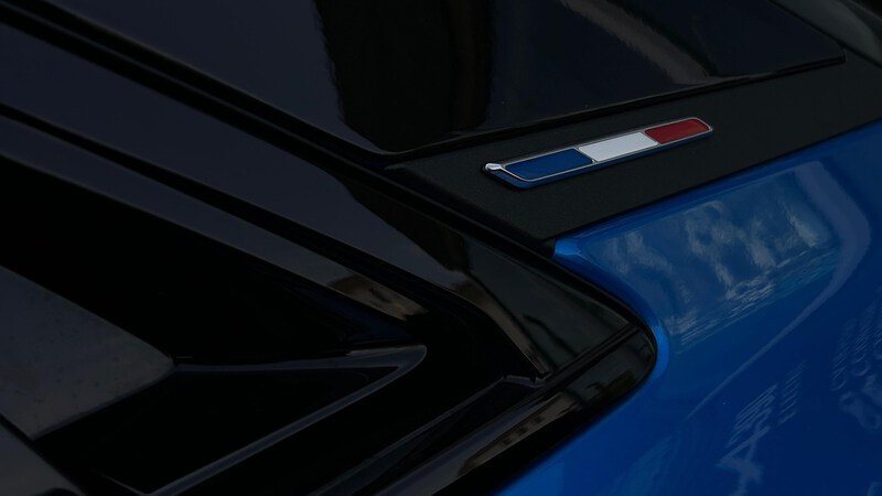 Alpine A390