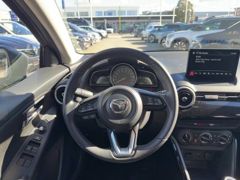 Fahrzeugabbildung 2 1.5 SKYACTIV-G 75 Exclusive-Line Bild 10 von 15