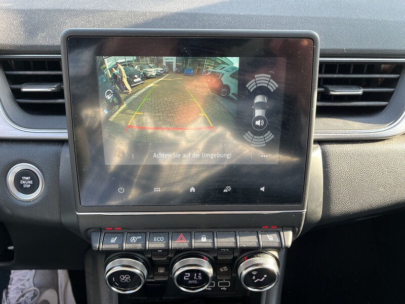 Fahrzeugabbildung Captur RF-Kamera Bild 24 von 27
