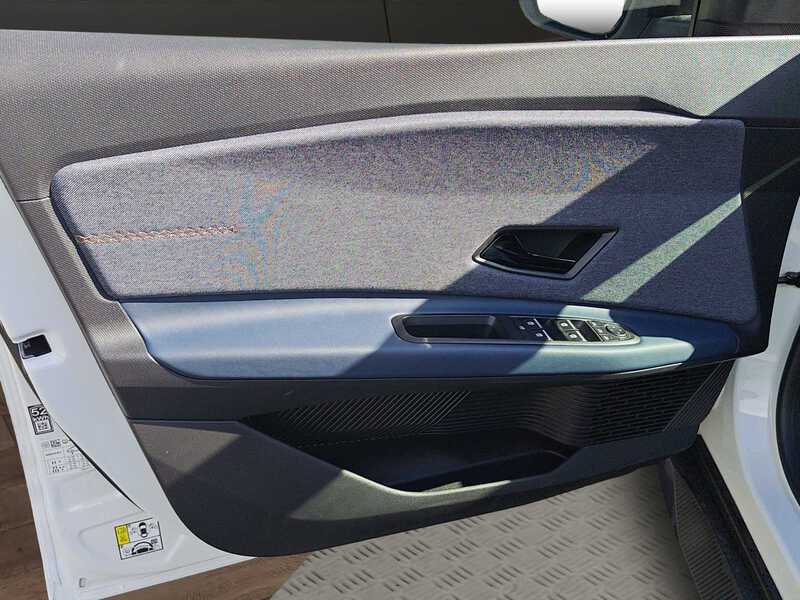Fahrzeugabbildung R 4 E-Tech elektrisch Techno 150 Comfort Range Bild 15 von 20