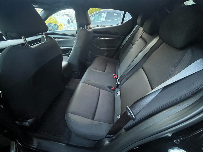 Fahrzeugabbildung 3 2.5L e-SKYACTIV G 140ps 6AT FWD Exclusive-line Bild 11 von 22