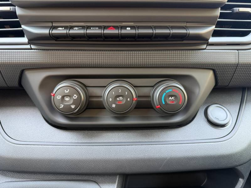 Renault Trafic Combi