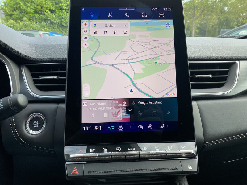Fahrzeugabbildung Symbioz 360° Bild 17 von 20