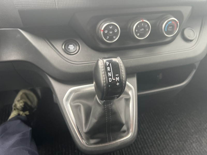 Fahrzeugabbildung Trafic Komf. BLUEdCi170EDC Bild 12 von 12