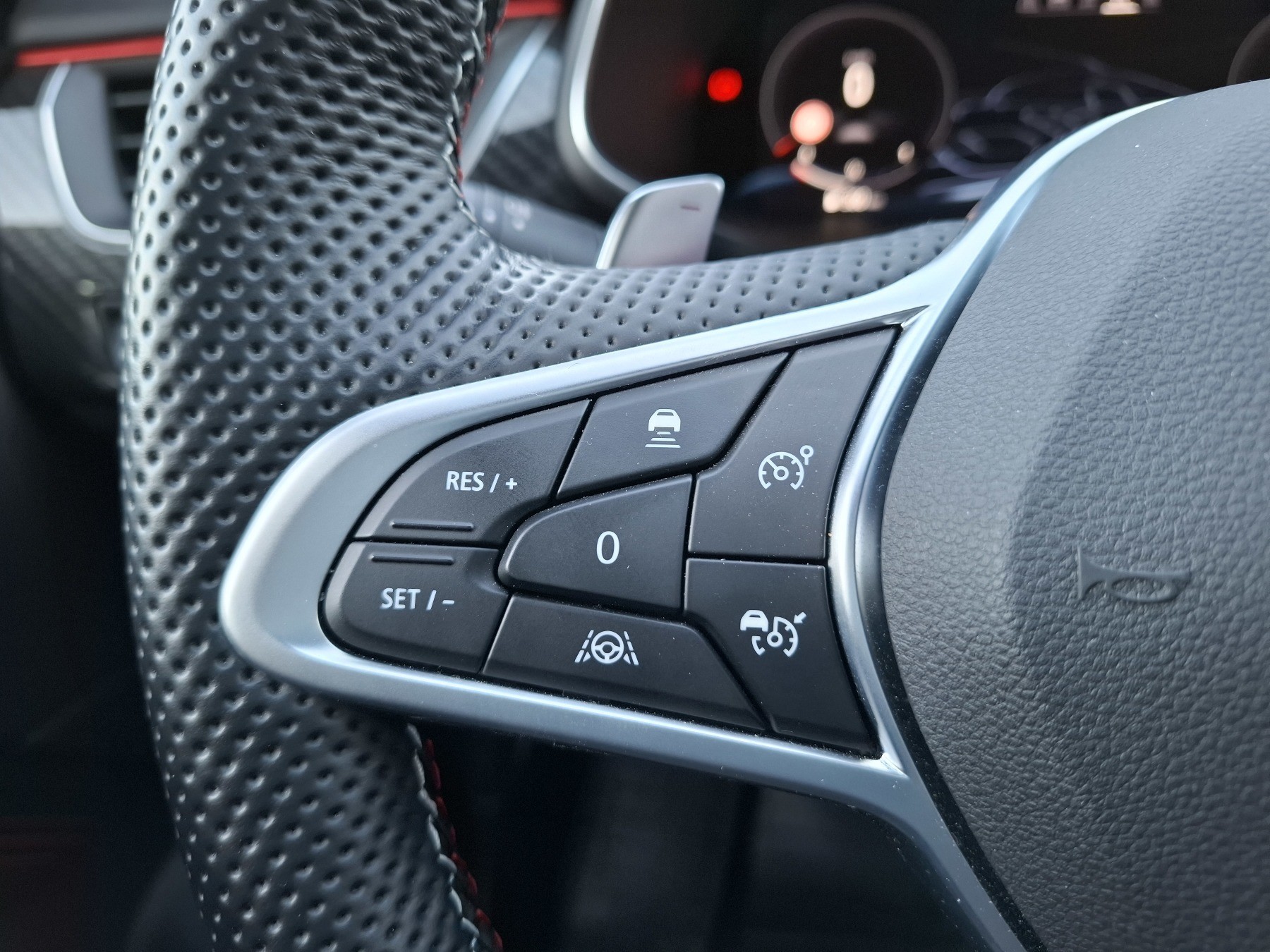 Renault Arkana – Bild 19