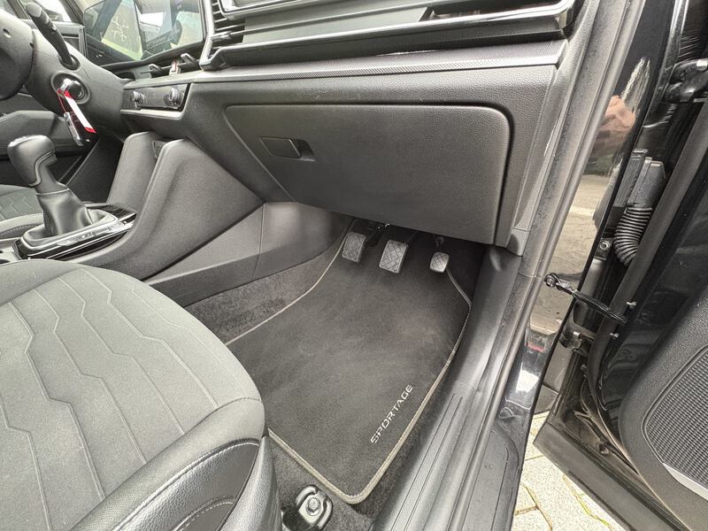 Fahrzeugabbildung Sportage 1.6 CRDi Mild Hybrid Vision  Bild 18 von 20