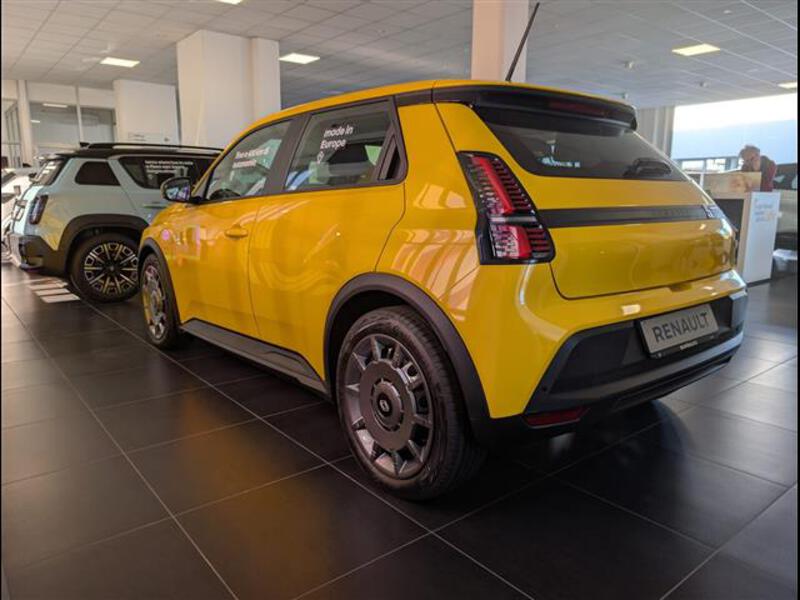 Renault 5