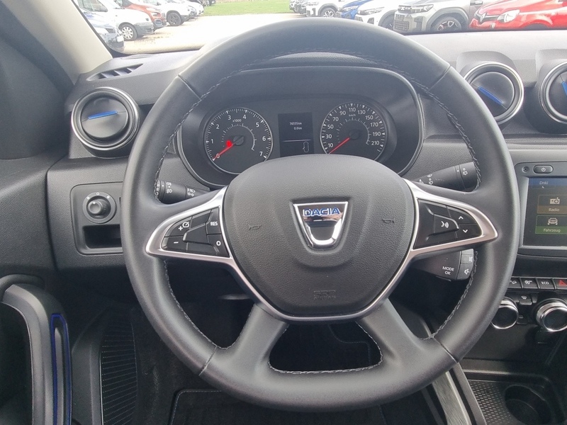 Fahrzeugabbildung Duster Allrad Bild 18 von 20