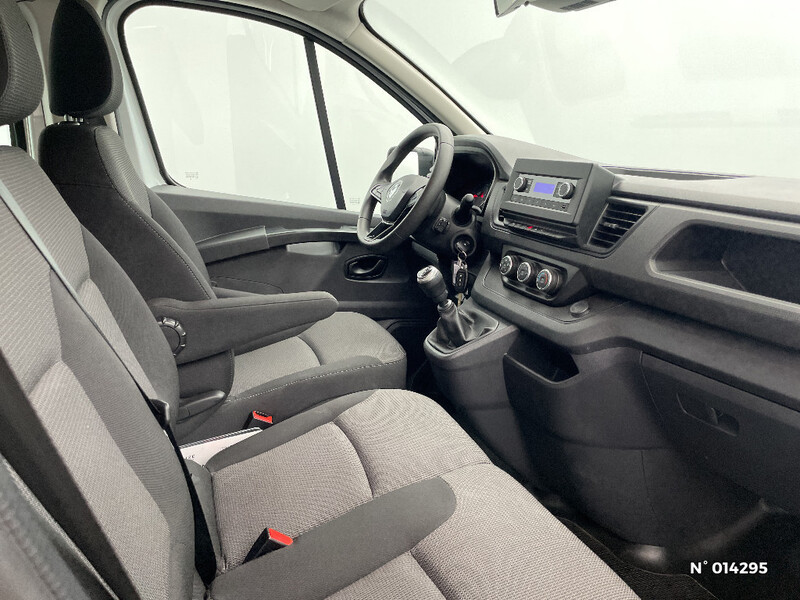 Renault Trafic Combi