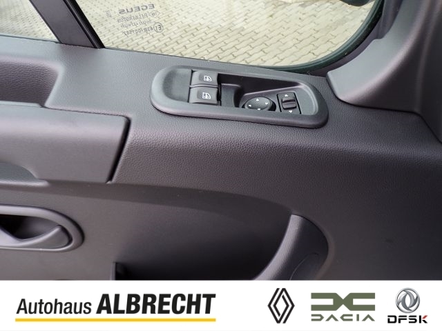 Renault Master – Bild 11