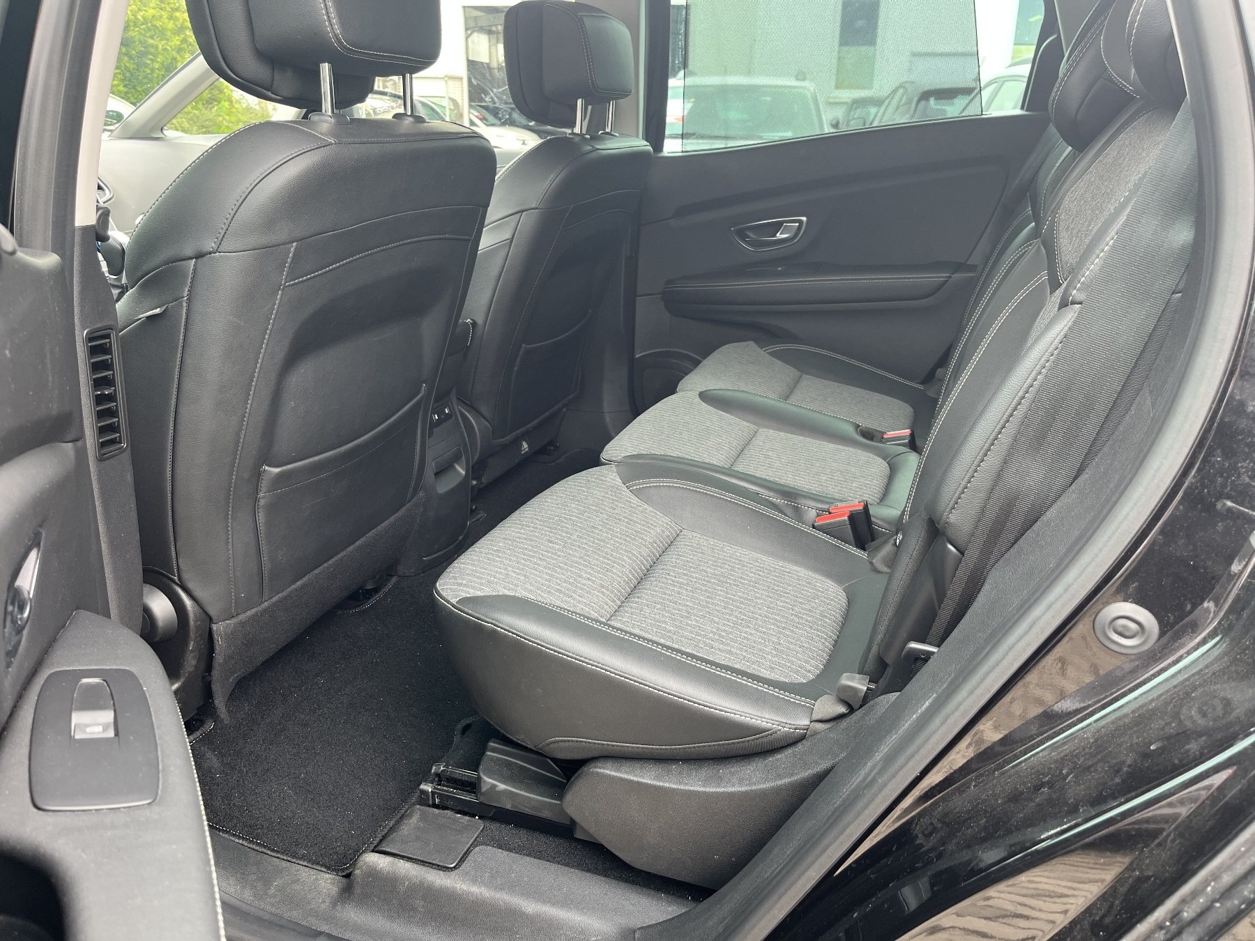 Renault Grand Scenic – Bild 16