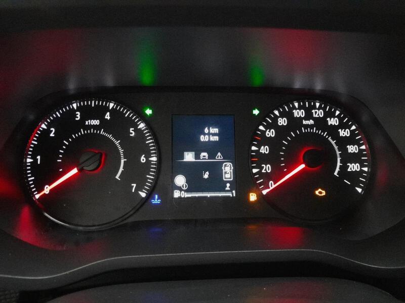 Renault Trafic Combi