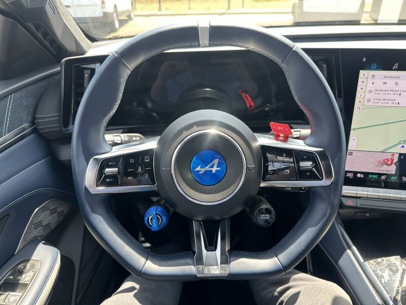 Alpine A390