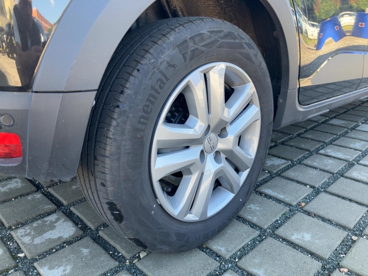Dacia Sandero – Bild 9