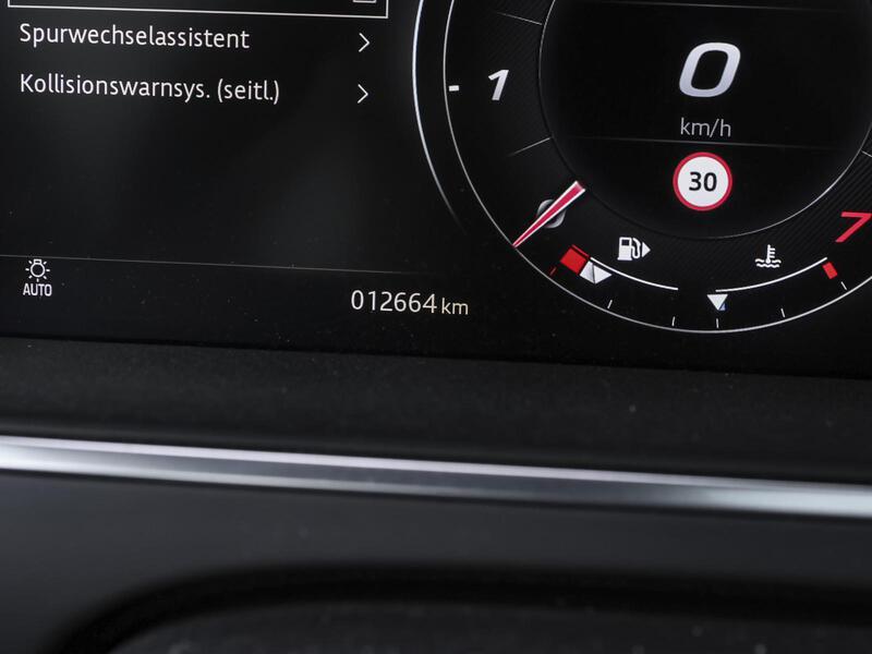 Fahrzeugabbildung F-Type PANO KLIMA PAKET Bild 15 von 15