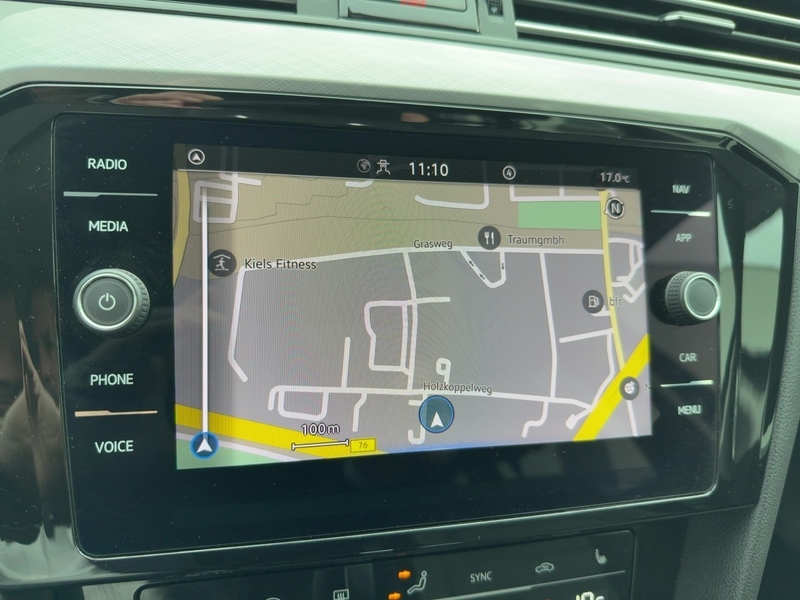 Fahrzeugabbildung Passat Variant Variant 1.5 TSI Business OPF Bild 14 von 15