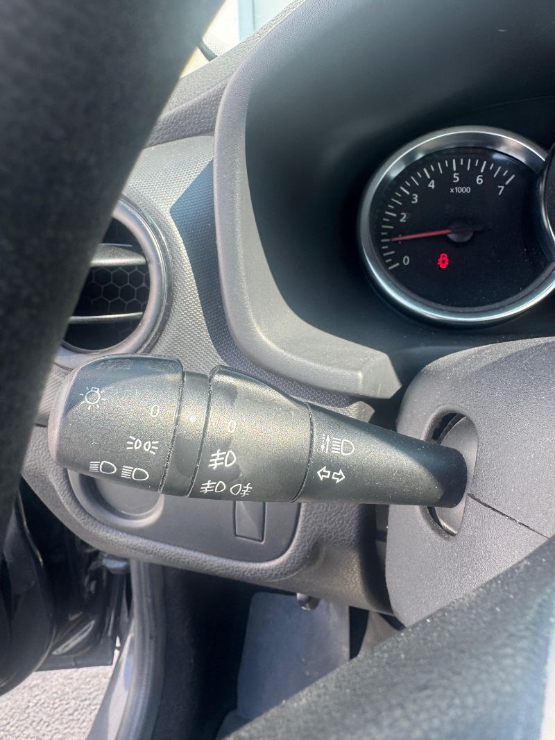 DACIA Logan 2018 — imagine 17