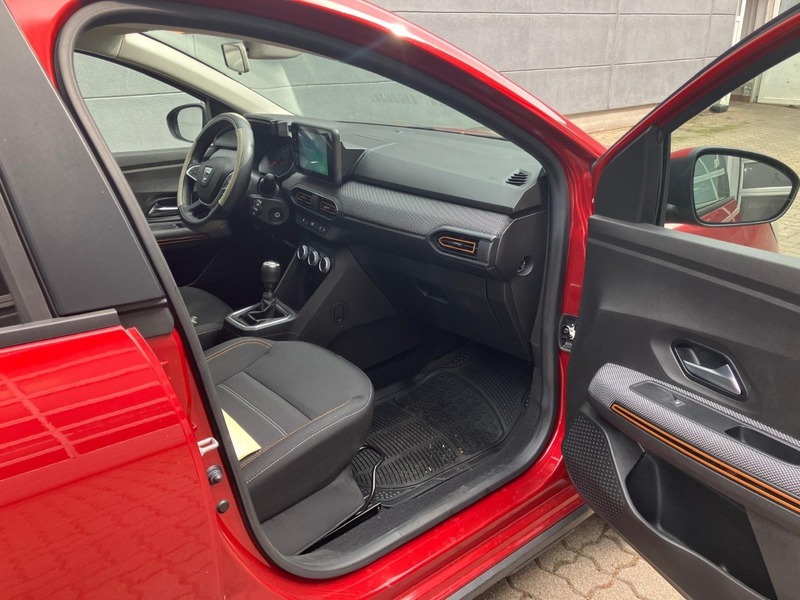 Fahrzeugabbildung Sandero III (10.2020->) Stepway Comfort Bild 14 von 20