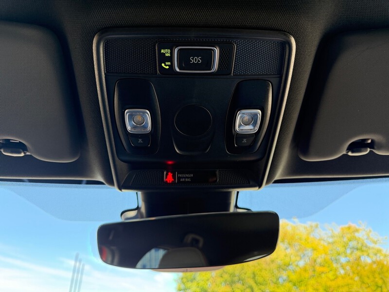 Fahrzeugabbildung Arkana R.S. LINE E-TECH 145 Bild 13 von 14