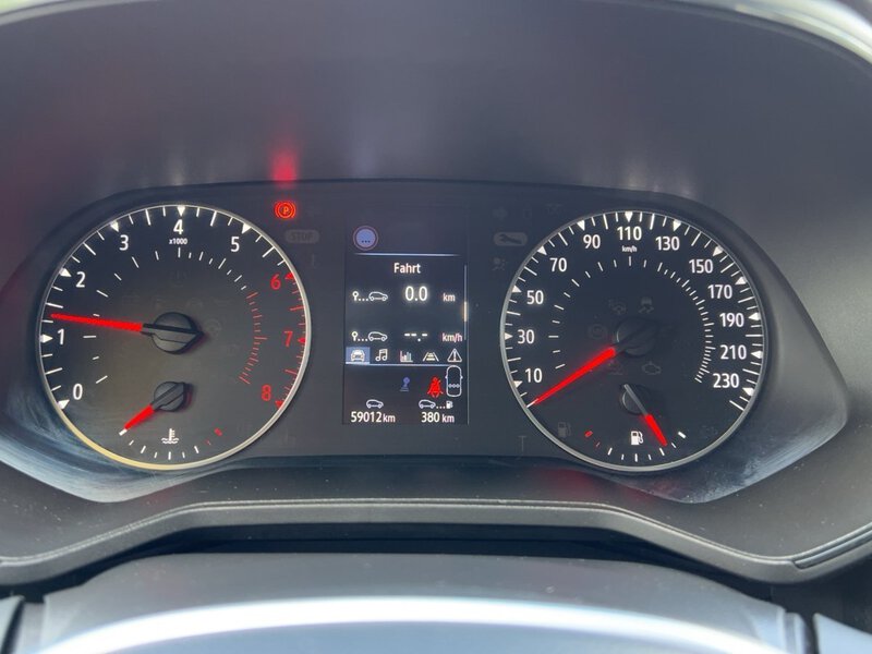 Fahrzeugabbildung Clio SITZHEIZUNG Bild 13 von 23
