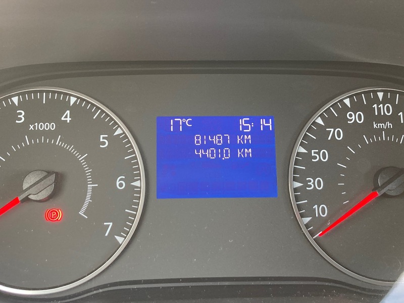 Fahrzeugabbildung Duster Klima,Anhängerkupplung Bild 9 von 12
