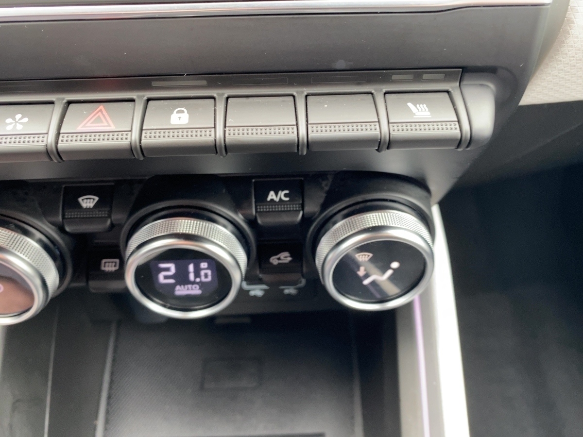 Renault Clio – Bild 19