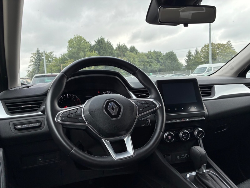 Fahrzeugabbildung Captur +Automatik+PDC+ Bild 10 von 47