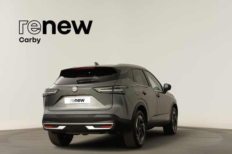 NISSAN Qashqai Qashqai 1.3 DIG-T N-Connecta LED Xtronic — photo 3