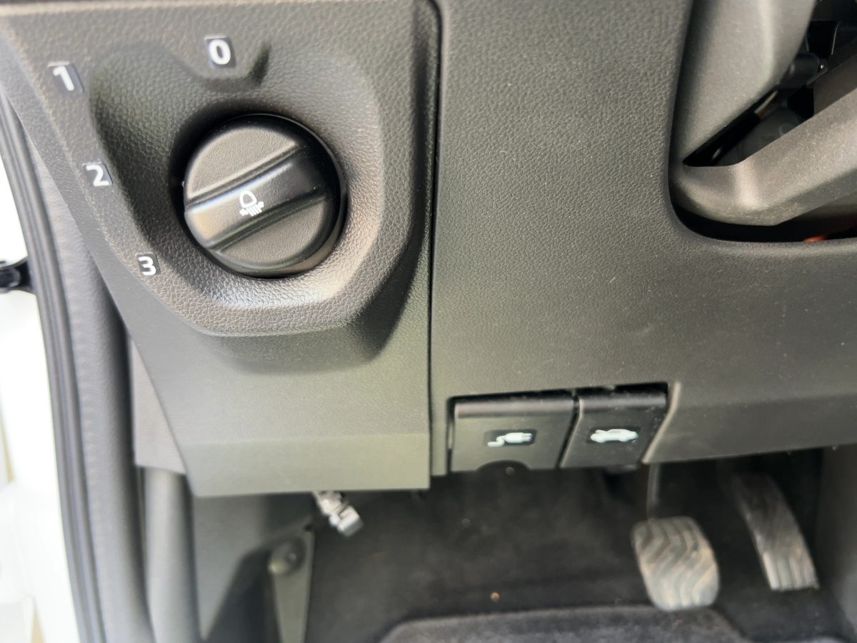 Dacia Spring – Bild 14