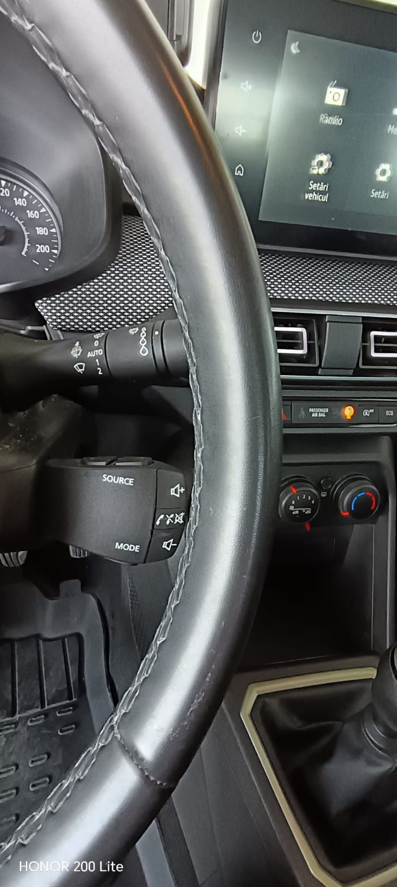DACIA Logan 2024 — imagine 17