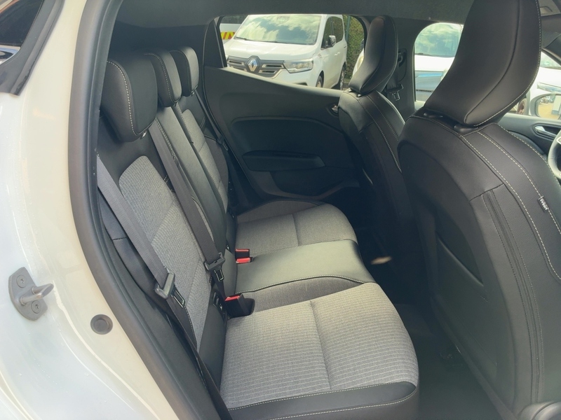 Fahrzeugabbildung Clio ABS ESP SERVO Bild 12 von 15