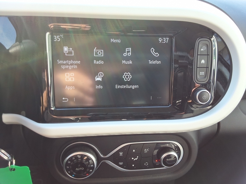 Fahrzeugabbildung Twingo CARPLAY/KLIMA/TOUCH Bild 10 von 16
