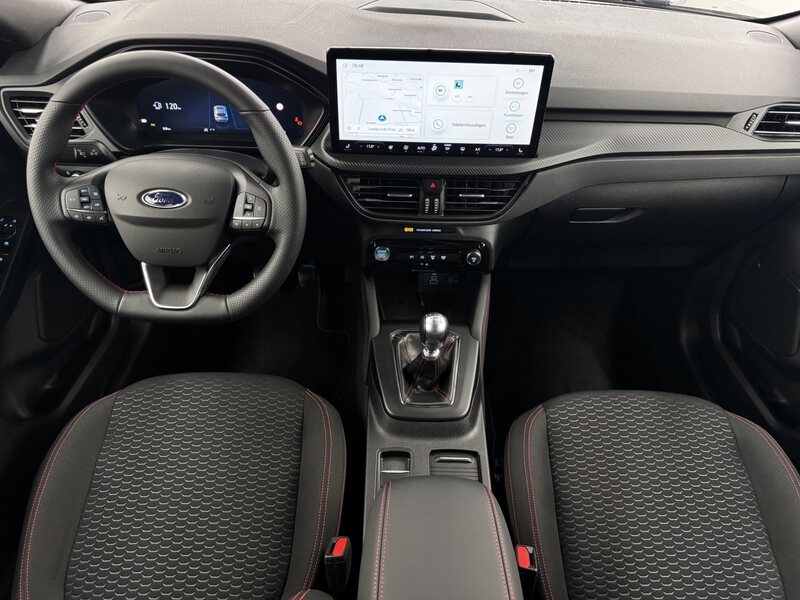 Fahrzeugabbildung Kuga 1.5 EcoBoost ST-Line Allwetterreifen Bild 14 von 40