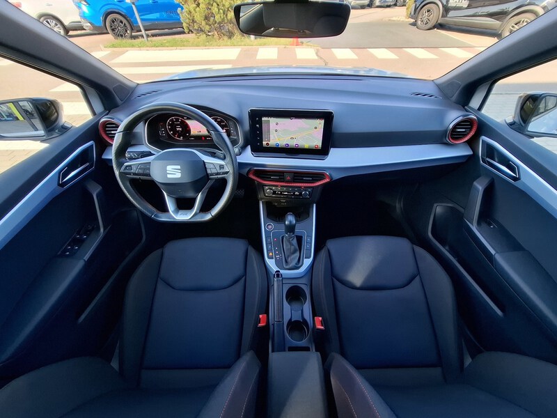 Seat Arona