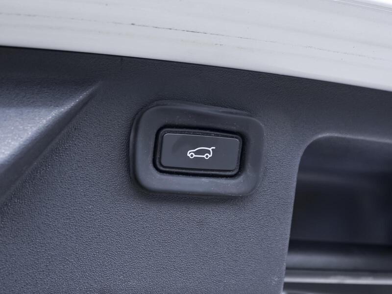 Fahrzeugabbildung Discovery Sport NAVI Bild 9 von 15