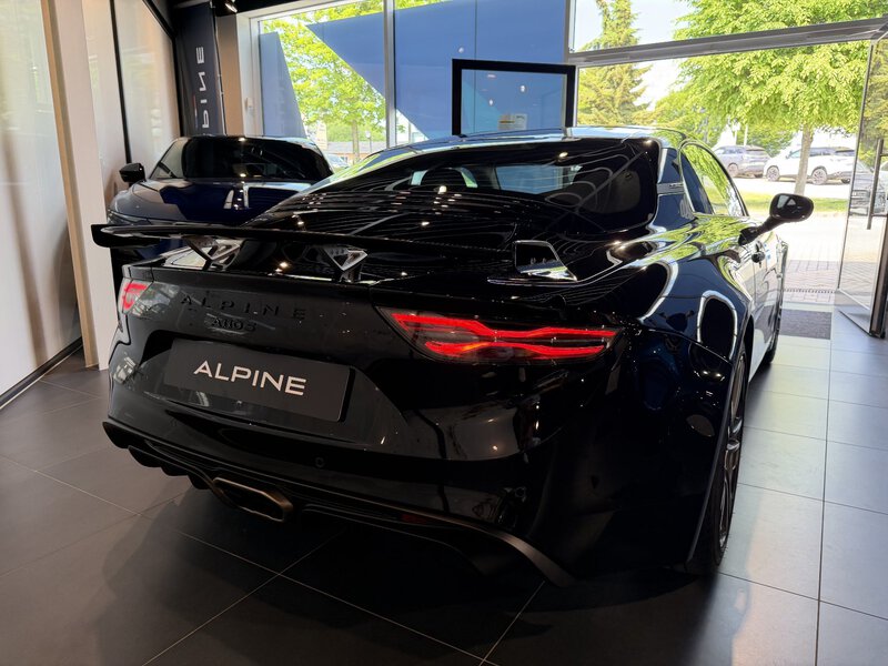 Alpine A110