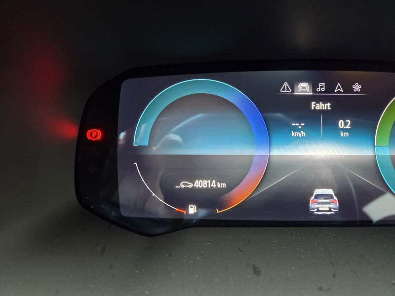 Fahrzeugabbildung Captur INTENS E-TECH Plug-in 160 Bild 10 von 10