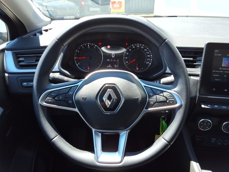 Fahrzeugabbildung Captur EXPERIENCE TCe 100 Bild 9 von 16